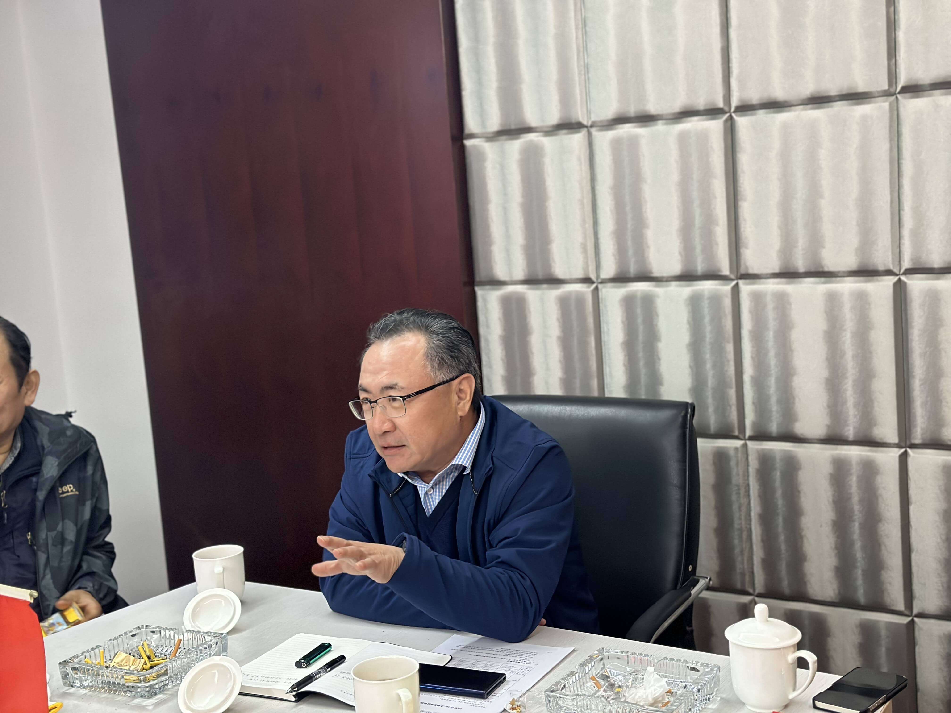 中集集团总裁高翔先生莅临中集太平洋海工视察指导